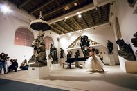 Tanec mezi sochami v Lapidáriu
